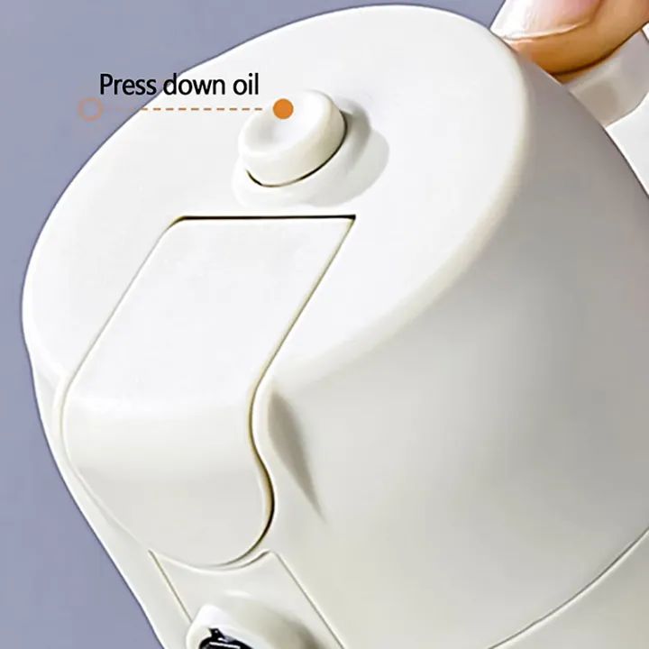 2-in-1 Oil Sprayer Glass Bottle – Leakproof Cooking Oil Dispenser (500ml)